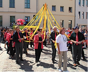 IMG_0307 Festumzug zum Hussitenfest 2011.tif