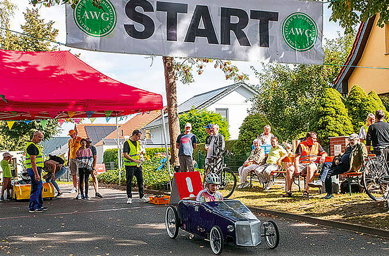 Foto von Ivo Conrad und Rennleiter, Seifenkistenspektakel, Ahrensfelde