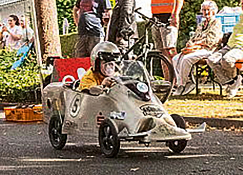 Foto von Ivo Conrad und Rennleiter, Seifenkistenspektakel, Ahrensfelde