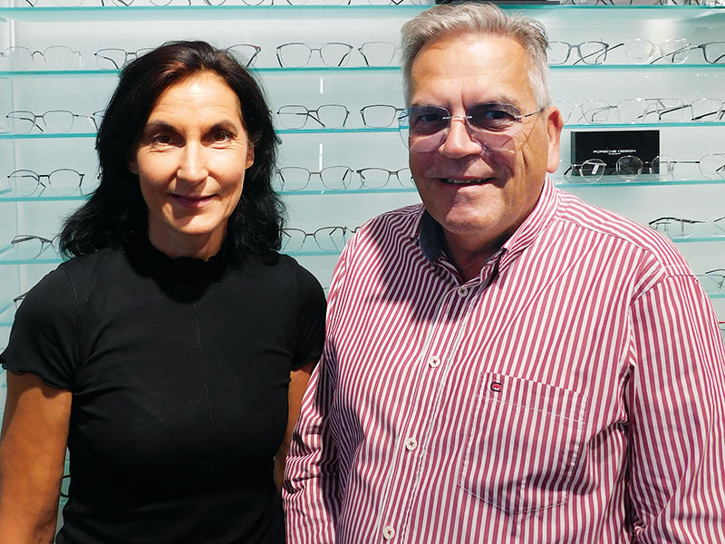 Foto von Antje Tauchert und Frank Klimmek von der Firma Optik Klimmek GmbH Foto von Antje Tauchert und Frank Klimmek von der Firma Optik Klimmek GmbH