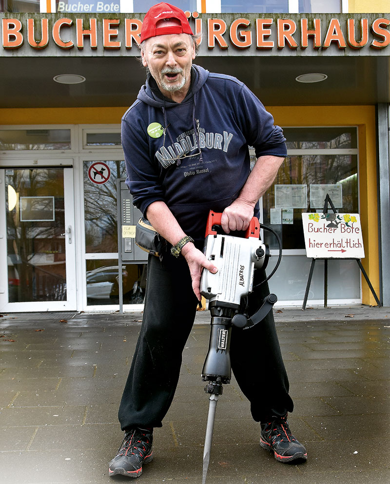 Foto von Wolfgang Düball, Bibliothek der Dinge, Berlin-Buch