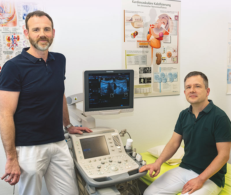 Foto von Dr. Uwe Novender und PD Dr. Peter Nickel von der Firma Alwall-Haus Dialyse-Zentrum Berlin