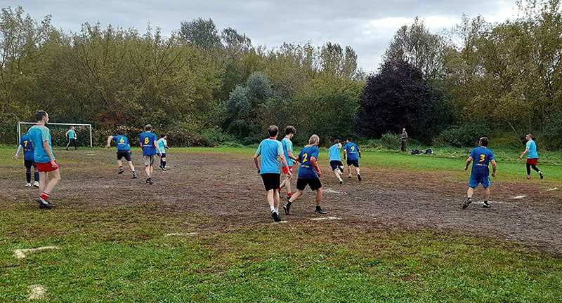 Foto von Dirk Bartsch und Florian Prauka und Karina Jung und Thomas Schneider und Jule Kaden, Pankgräfin e.V. (Wagendorf Karow), Berlin-Karow Foto von Dirk Bartsch und Florian Prauka und Karina Jung und Thomas Schneider und Jule Kaden, Pankgräfin e.V. (Wagendorf Karow), Berlin-Karow