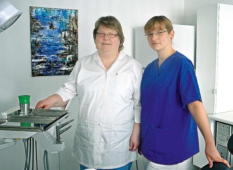 Foto von Karin Gehrz von der Firma Zahnarztpraxis Karin Gehrz & Kollegen Foto von Karin Gehrz von der Firma Zahnarztpraxis Karin Gehrz & Kollegen