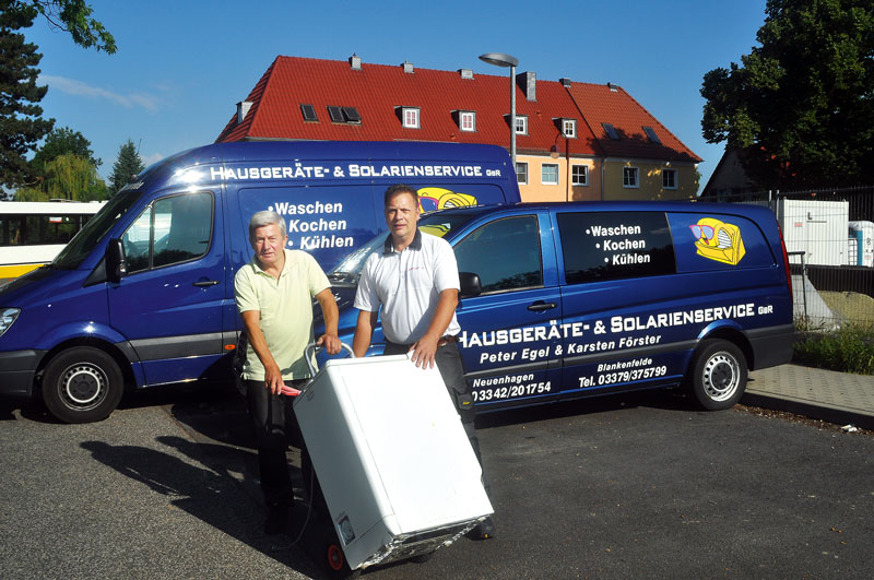 Foto von Karsten Förster und Peter Egel von der Firma Hausgeräteservice Peter Egel & Karsten Förster