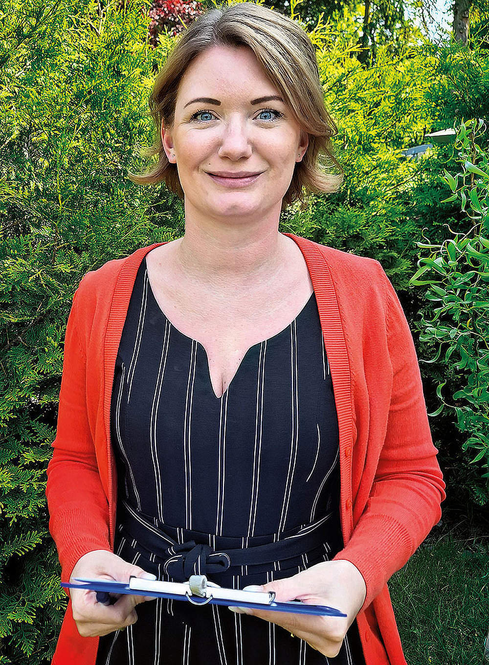 Foto von Victoria-Dominique Jahnsen von der Firma JAH Immobilien Foto von Victoria-Dominique Jahnsen von der Firma JAH Immobilien