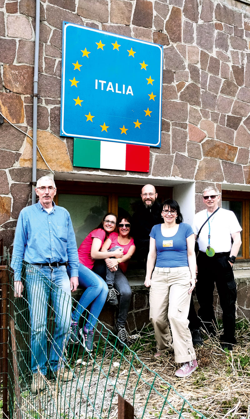 Foto von Martina Jati und Martin Jati und Matthias Claudius und Caroline Schnieber, Weltreisende, Brieselang