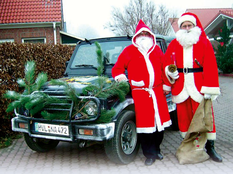 Foto von Siegfried Röpke und Christa Röpke und Norbert Jütterschenke, Weihnachtsmann, Brieselang