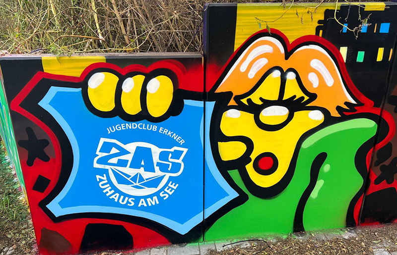 Foto von René Bourgeois und Projektleiter, Jugendclub „Zuhaus am See“, Erkner Foto von René Bourgeois und Projektleiter, Jugendclub „Zuhaus am See“, Erkner