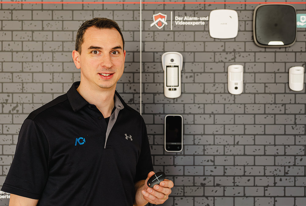 Foto von Jan Mittag von der Firma AVIO Technical Security Equipment GmbH Der Alarm- und Videoexperte