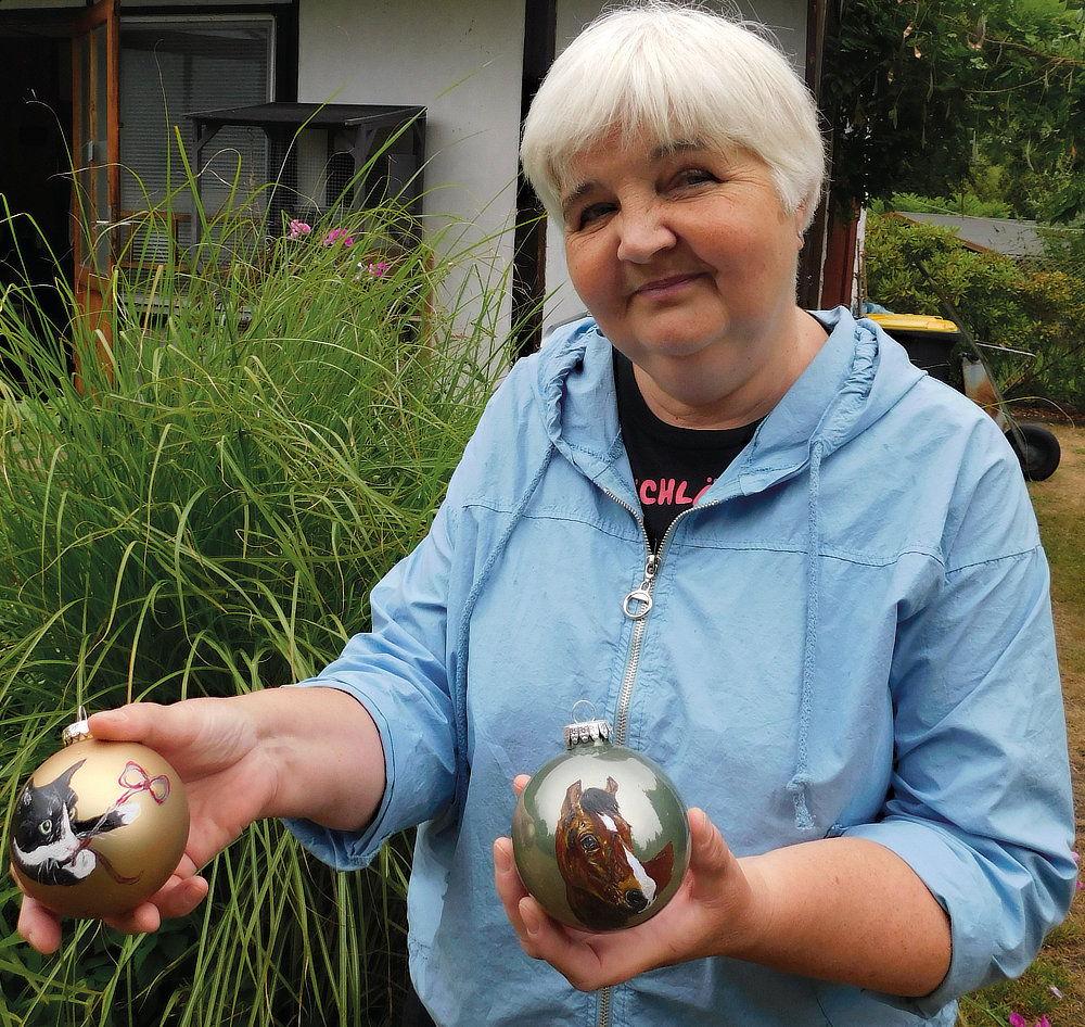Foto von Jessica Heuschele, Tierporträt-Malerin, Falkensee Foto von Jessica Heuschele, Tierporträt-Malerin, Falkensee