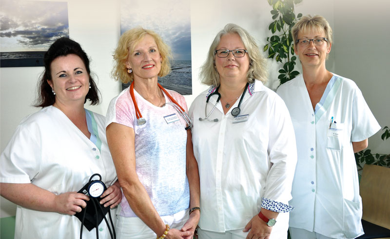 Foto von Dr. Ulrike Sielaff und Dr. Cornelia Moritz und Karsten Kördel und Dipl.-Med. Narendra Kaphle von der Firma MDZ Medizinisches Dienstleistungszentrum Havelland