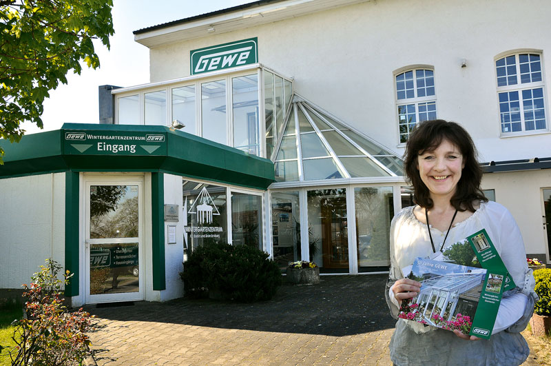 Foto von Andrea Paasche und Dennis Ommen von der Firma GEWE Wintergartenzentrum für Berlin und Brandenburg