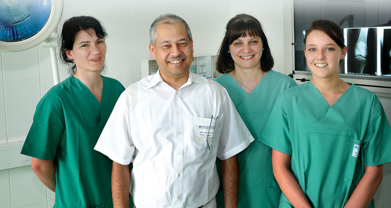 Foto von Narendra Kaphle und Dr. Ulrike Sielaff und Barbara Büchtemann und Karsten Kördel von der Firma MDZ Medizinisches Dienstleistungszentrum Havelland