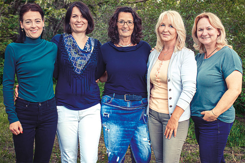 Foto von Heike Bluhm und Jacqueline Camamile von der Firma Gesundheit in Falkensee