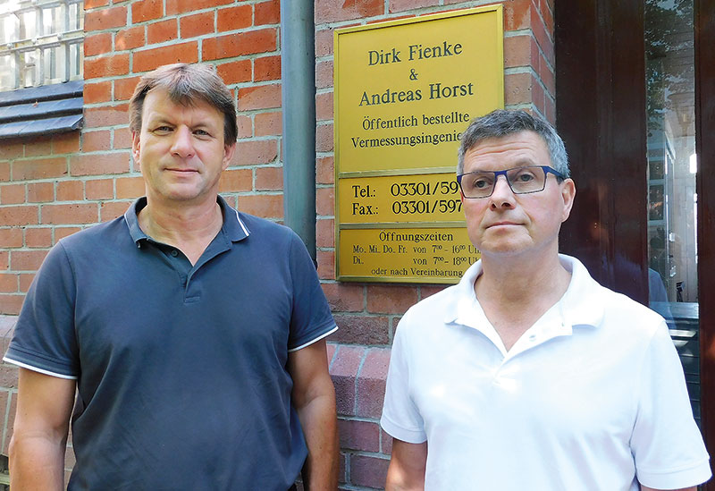 Foto von Dirk Fienke und Andreas Horst von der Firma Vermessungsbüro Fienke & Horst