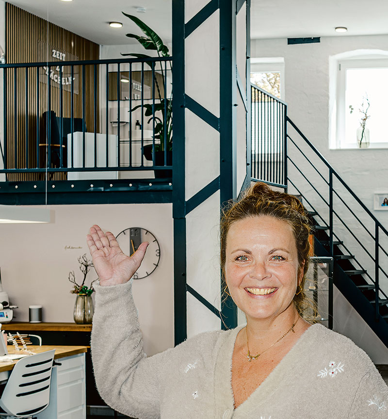 Foto von Ariadne Zienert-Kuhn von der Firma Lieblingszähne – Dentalatelier für Ästhetik