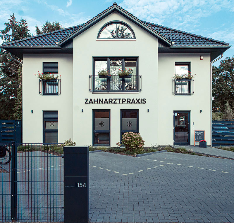 Foto von Dr. Franziska Grundig und Dr. Michael Grundig von der Firma Zahnarztpraxis Dr. Grundig