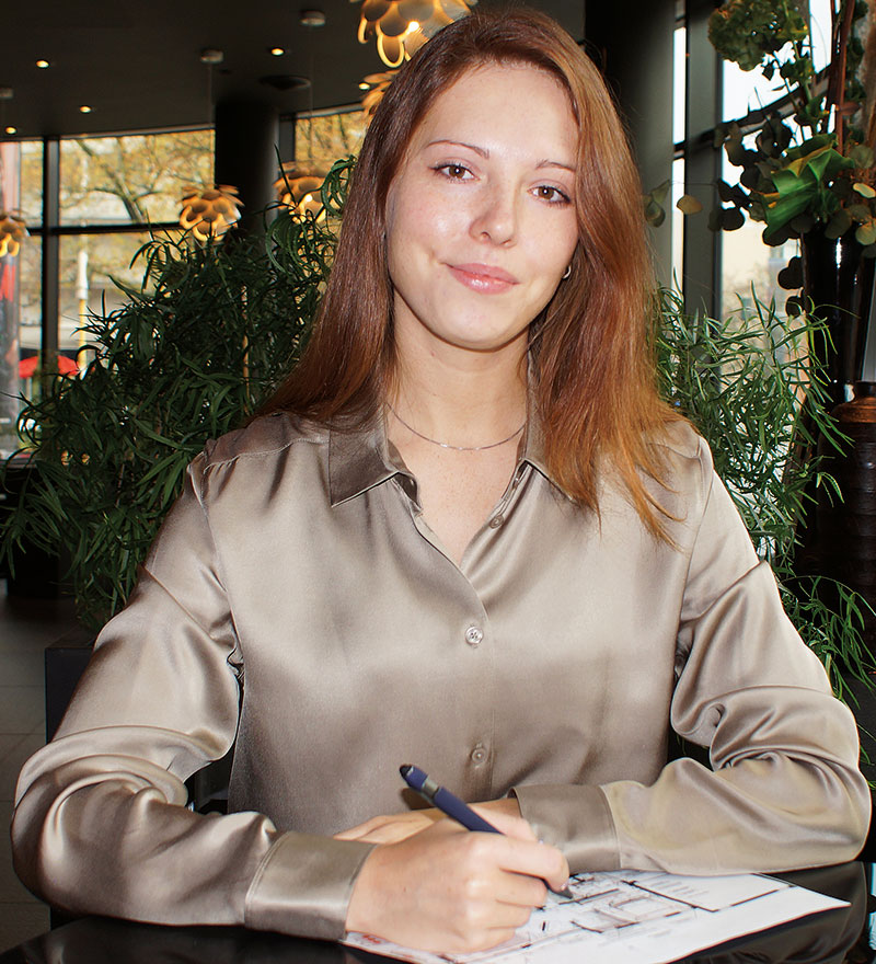 Foto von Maria Ottersbach von der Firma Maribach Design Ottersbach GbR Foto von Maria Ottersbach von der Firma Maribach Design Ottersbach GbR