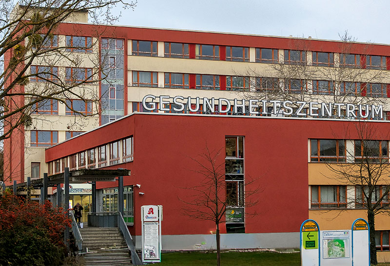Foto von Annette Lang und Alessa Müller-Foti von der Firma Diabetologie und Hausarztzentrum Teltow