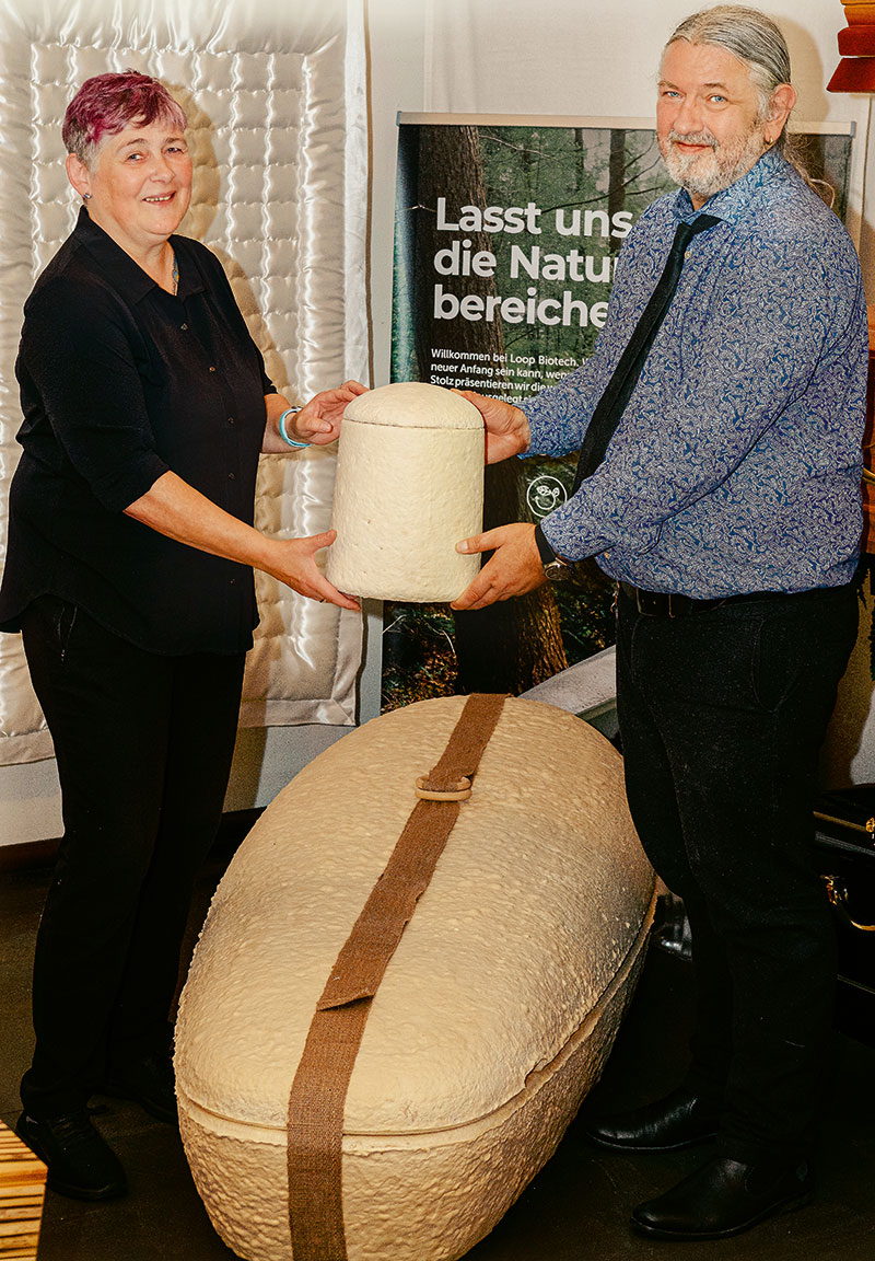 Foto von Michael Gröbler von der Firma Bestattungsinstitut Fattler & Gröbler GmbH TAG & NACHT Foto von Michael Gröbler von der Firma Bestattungsinstitut Fattler & Gröbler GmbH TAG & NACHT