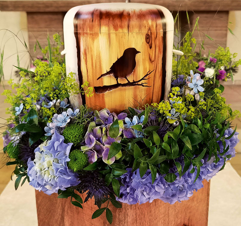 Foto von Fabian Derlig und Tim Giesa von der Firma D&G Bestattungen GmbH Foto von Fabian Derlig und Tim Giesa von der Firma D&G Bestattungen GmbH