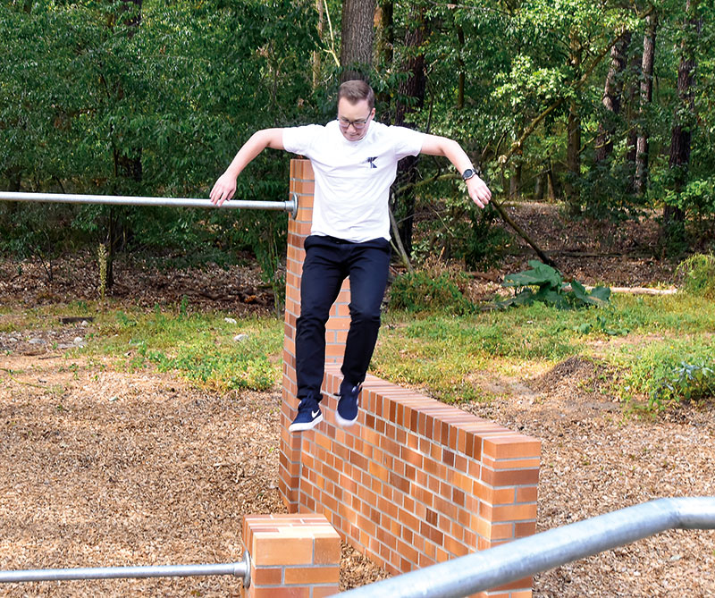 Foto von Jonas Schäfer und Jonas Kreschnak, Parkour-Verein, Kleinmachnow