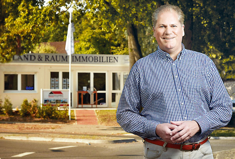 Foto von Christian Zimmermann von der Firma Land & Raum Immobilien