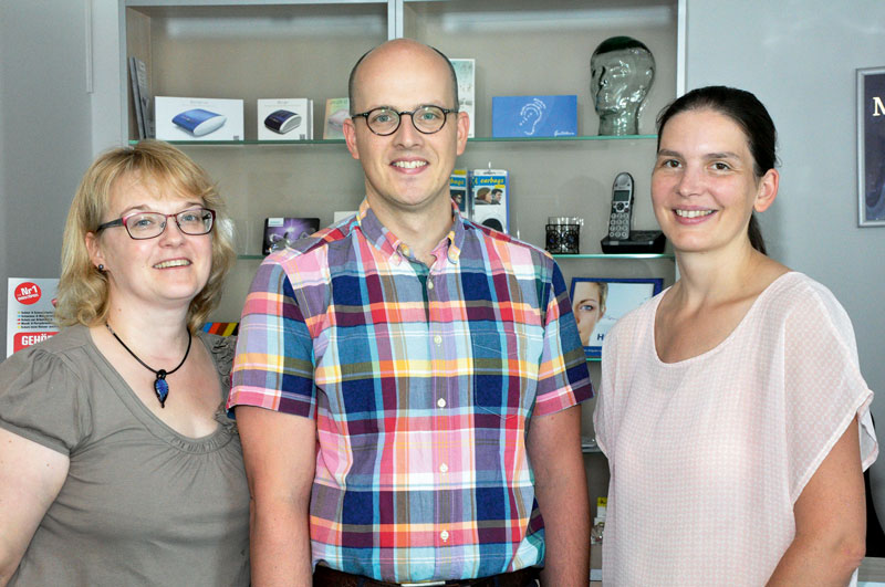 Foto von Anja Semlin und André Eisenmann und Dajana Sommer von der Firma Hörgeräte Klaper