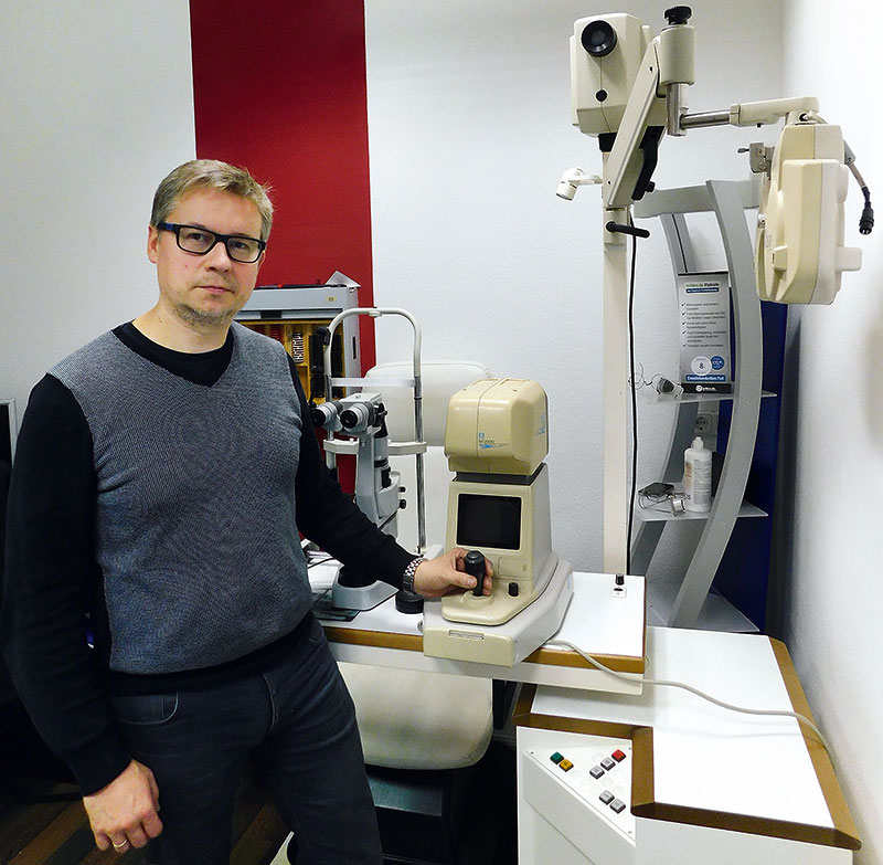 Foto von Dennis Geschwill von der Firma Augentick Augenoptik im Ärztehaus