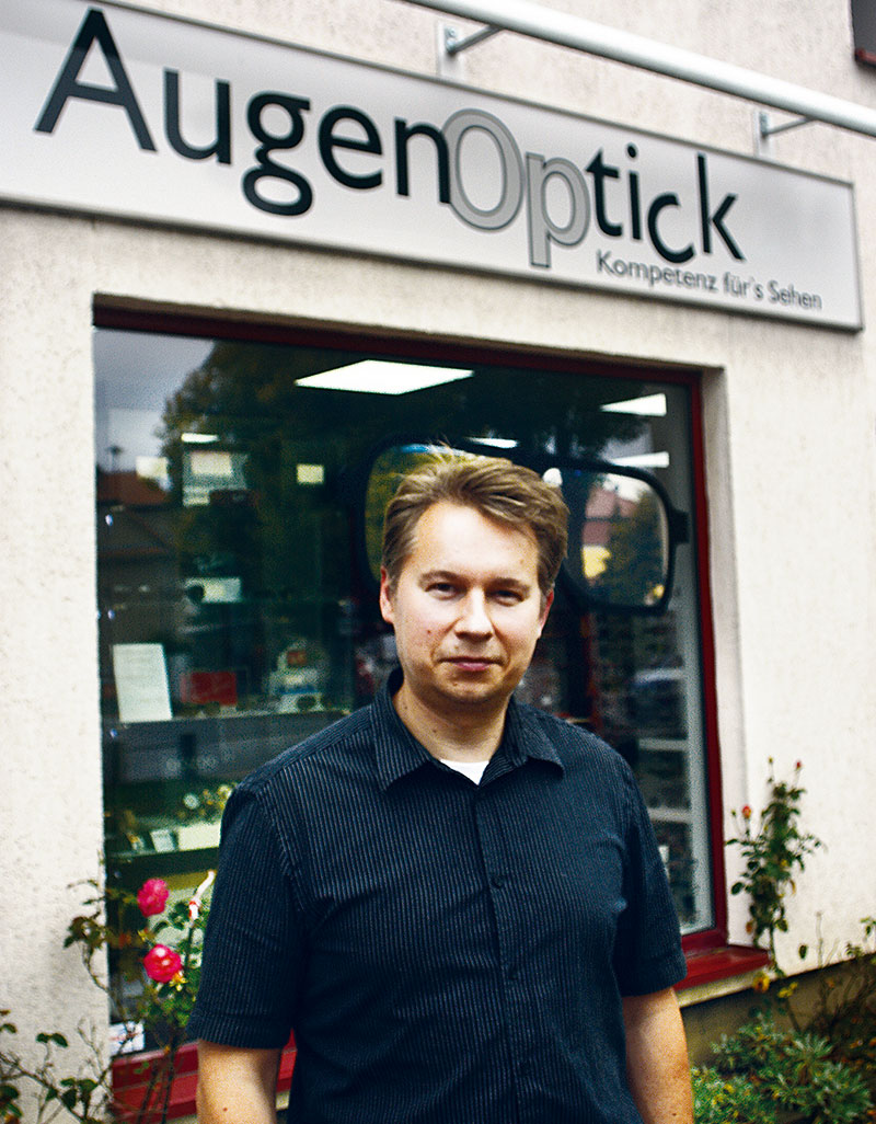 Foto von Dennis Geschwill von der Firma Augentick Augenoptik im Ärztehaus