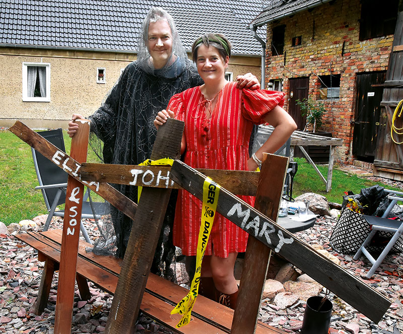 Foto von Susanne Abendroth und Marc Bampton, „Prinzessin Hammera“, Schenkenländchen