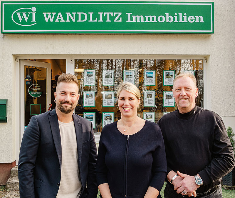 Foto von Kathrin Brosowski und Lutz Brosowski von der Firma Wandlitz Immobilien Foto von Kathrin Brosowski und Lutz Brosowski von der Firma Wandlitz Immobilien