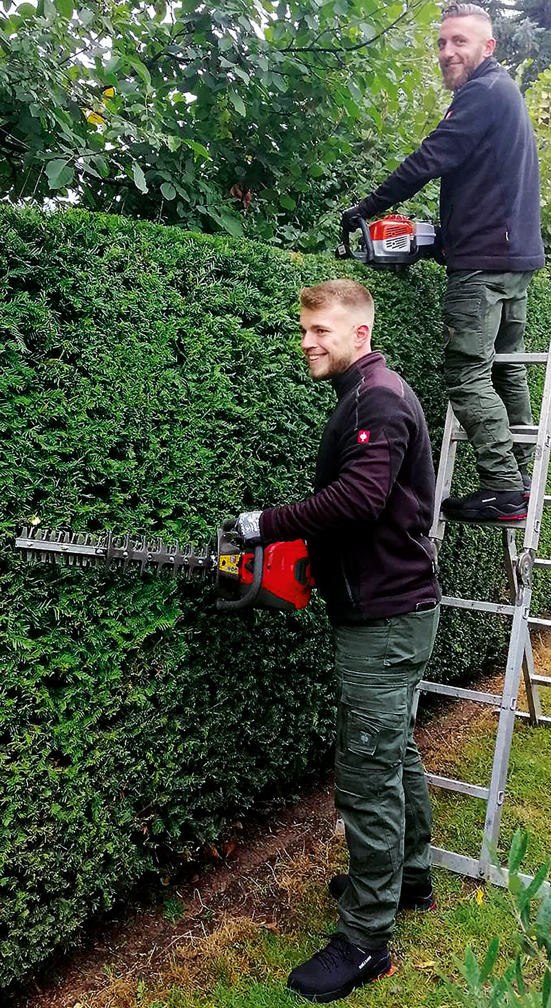 Foto von Alex Bataiosu und Romano Fieting von der Firma Green Boys GbR Foto von Alex Bataiosu und Romano Fieting von der Firma Green Boys GbR