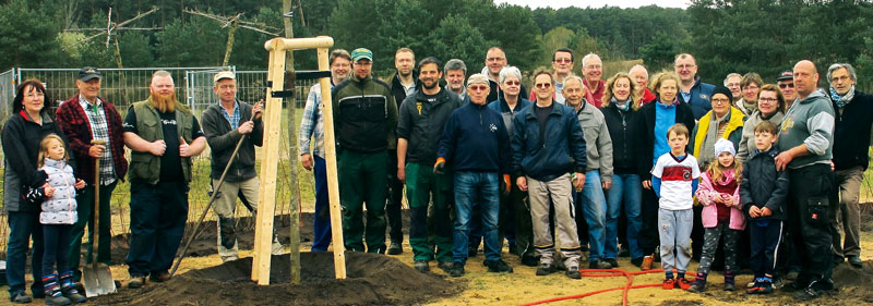 Foto von Hans-Joachim Auge und Maria Brandt und Peter Liebehenschel und Christian Schmidt und Ingo Musewald und Jürgen Krajewski und Frank Liste und Klaus Pawlowski und Nadine Kieprowski, Ortsvorsteher, Wandlitz