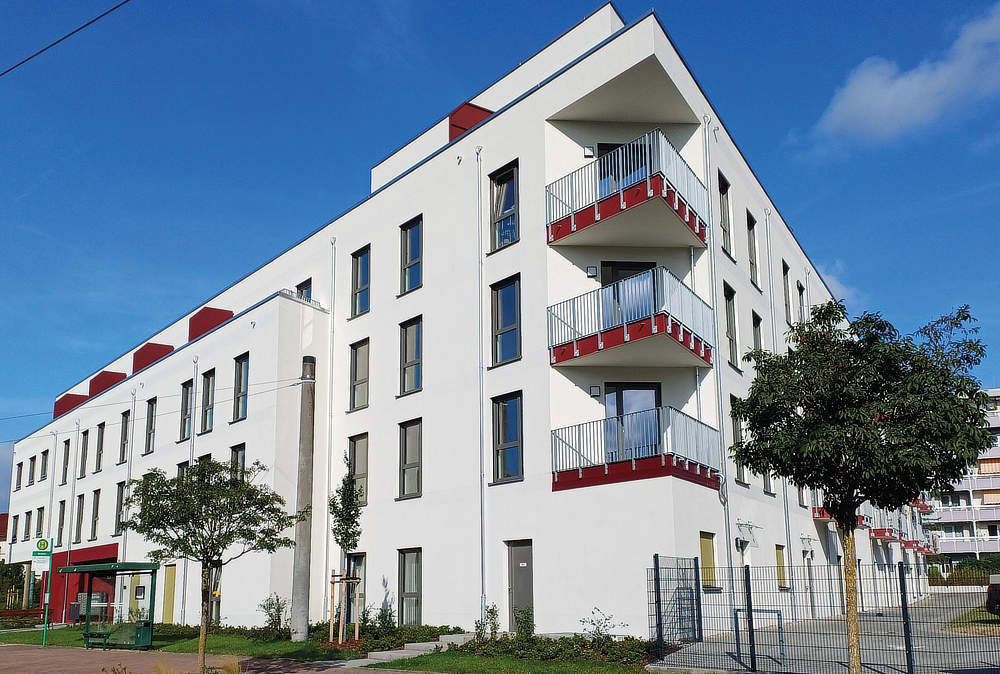 Foto von Annemarie Senzel und Residenzleitung von der Firma ProCurand Residenz Nordend