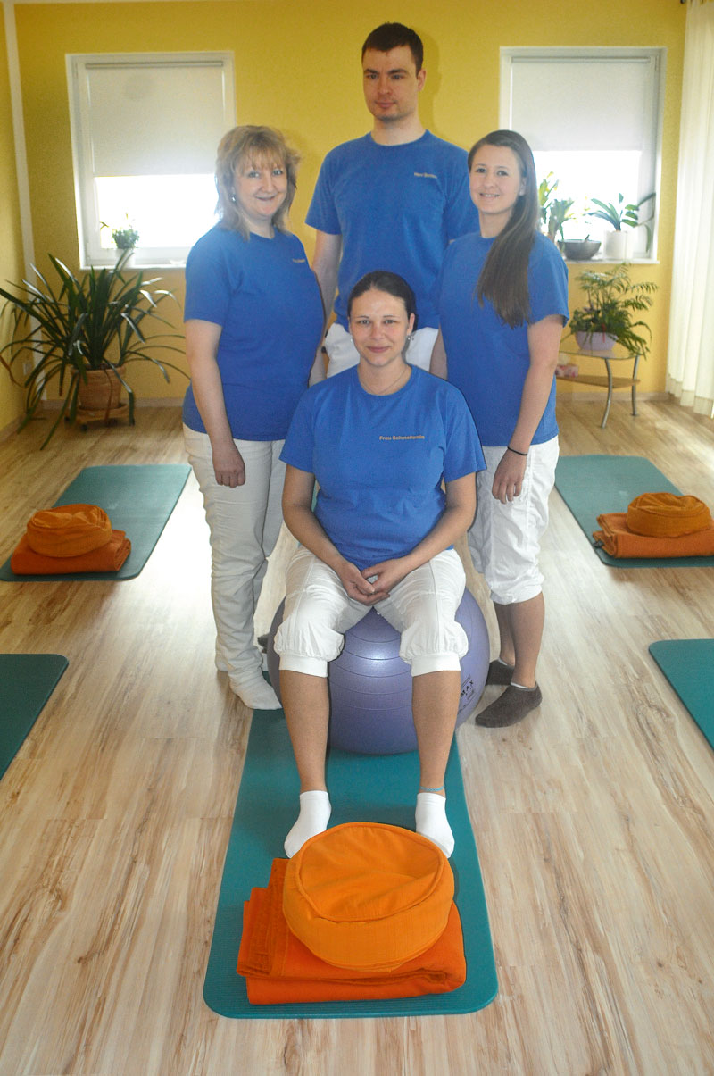 Foto von Anne Schmellentin von der Firma Physiotherapie & Heilpraxis Anne Schmellentin Foto von Anne Schmellentin von der Firma Physiotherapie & Heilpraxis Anne Schmellentin