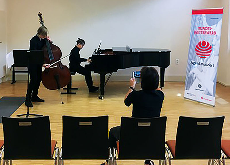 Foto von Leonard Stanoschefsky, Kontrabassist, Wandlitz Foto von Leonard Stanoschefsky, Kontrabassist, Wandlitz