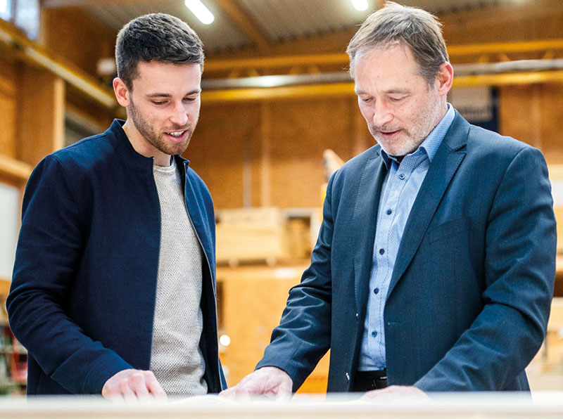 Foto von Maximilian Schröder und Burkhardt Schröder von der Firma MAX Holzbau