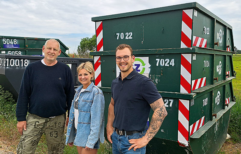 Foto von Axel Frömling und Helgomar Brendel von der Firma WSZ Wertstoffzentrum und Recycling Brandenburg GmbH