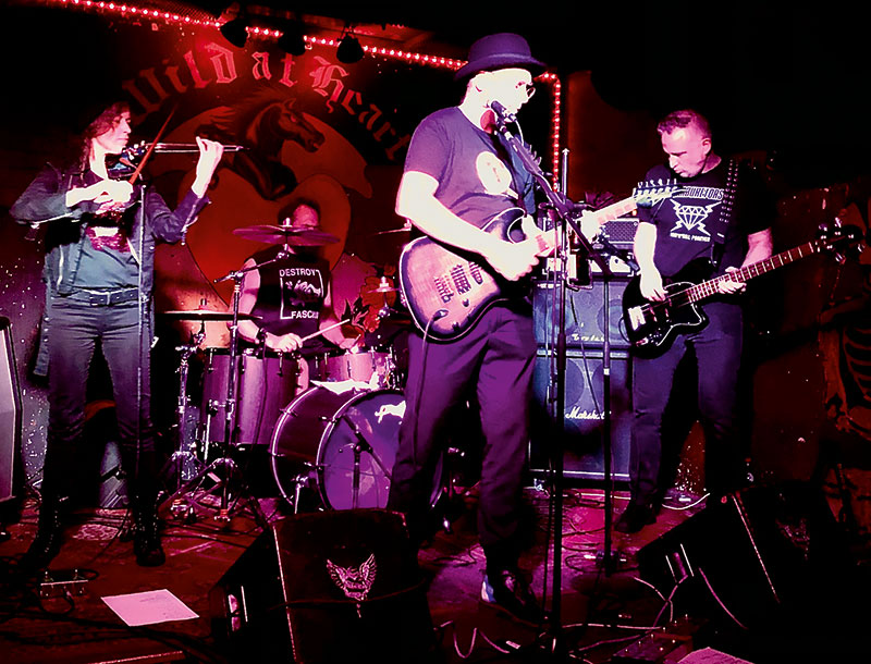 Foto von Malte Boll und Anna Boll und Henk Jonas, Band „VETO“, Werder