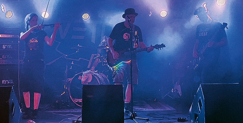 Foto von Malte Boll und Anna Boll und Henk Jonas, Band „VETO“, Werder