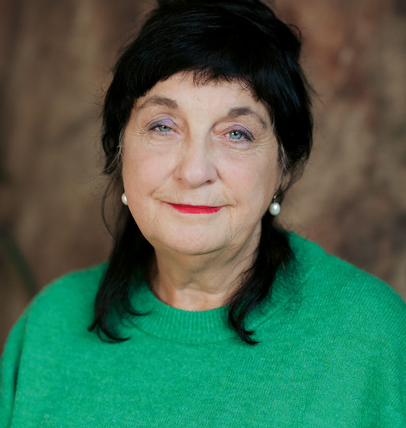 Foto von Marita Rosowski von der Firma Lebenslichter Marita Rosowski, Heilpraktikerin für Psychotherapie, Gestalttherapeutin, Traumatherapeutin, Workshops „Innere-Kind-Arbeit“, Autorin Foto von Marita Rosowski von der Firma Lebenslichter Marita Rosowski, Heilpraktikerin für Psychotherapie, Gestalttherapeutin, Traumatherapeutin, Workshops „Innere-Kind-Arbeit“, Autorin