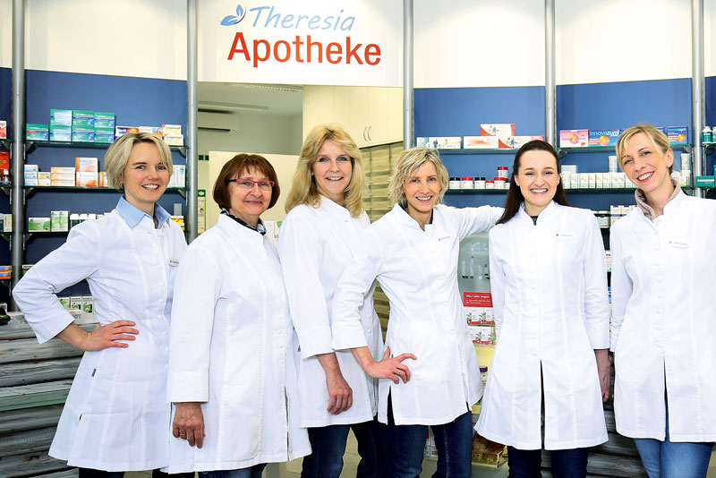 Foto von Theresia Weigel von der Firma Theresia Apotheke, Ihr Spezialist für Aromatherapie & Naturheilkunde