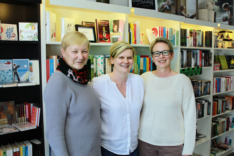 Foto von Vivien Wegener und Kathrin Stammel und Monika von dem Fange von der Firma Der Buchladen Werder