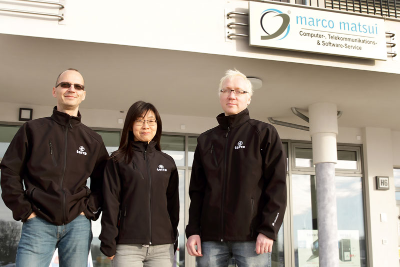 Foto von Marco Matsui und Keiko Matsui und Torge Waack von der Firma Matsui Computer Service Havelterrassen