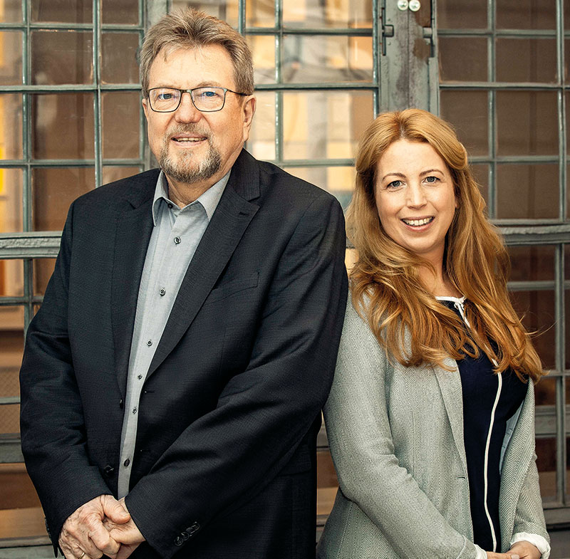 Foto von Sandra Raschke und Jörg Wild von der Firma Berliner Volksbank Immobilien GmbH