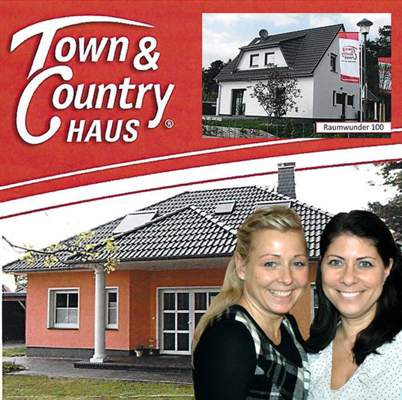 Foto von Viviane Genz und Mandy Großmann und Josephine Look von der Firma ZET Bauträgergesellschaft mbH, Town & Country Lizenzpartner