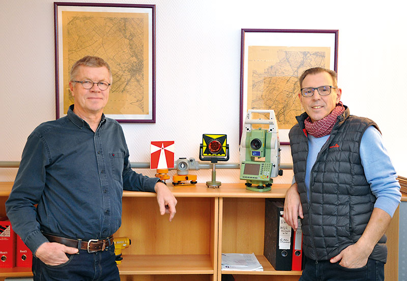 Foto von Ulrich Borschel und Ralph Ortloff von der Firma Vermessungsbüro U. Borschel und R. Ortloff