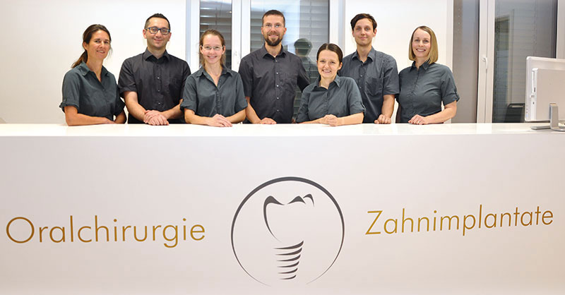 Foto von Dr. Katja Roloff und Dr. Andreas Roloff von der Firma Zentrum für Oralchirurgie und Zahnimplantate Roloff und Kollegen